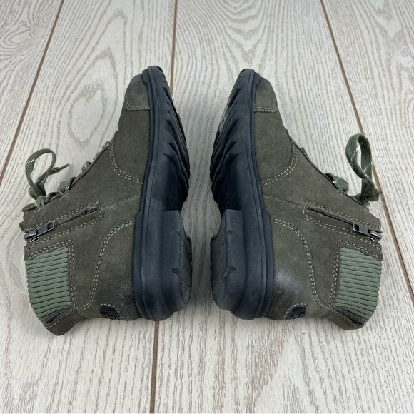 UGG Hapsburg Waterproof Suede Lace-up Ankle Booties US7 Green Slate $150 - Picture 5 of 9